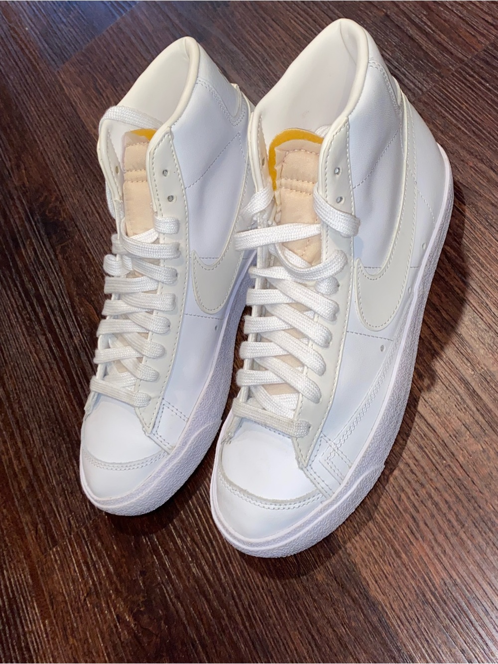 Nike basketball gym shoes